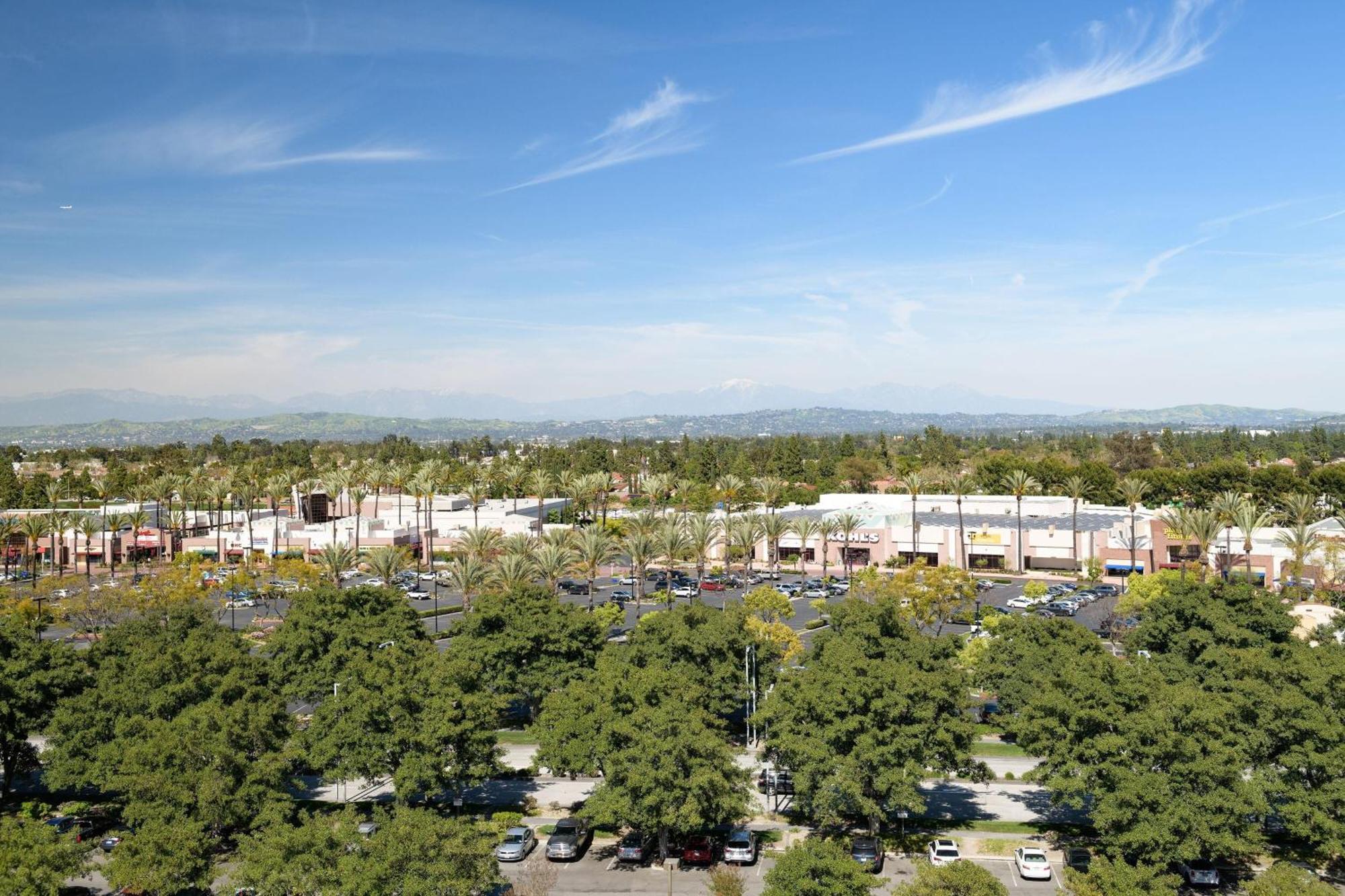 Sheraton Cerritos Otel Buena Park Dış mekan fotoğraf